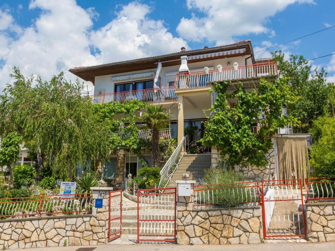 Apartments Susanne Novi Vinodolski Kültér fotó